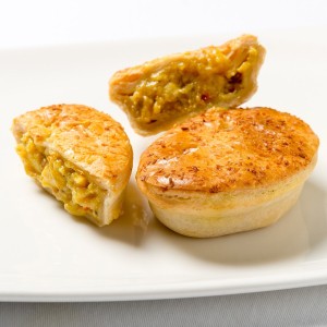 Mini meatpie chicken curry