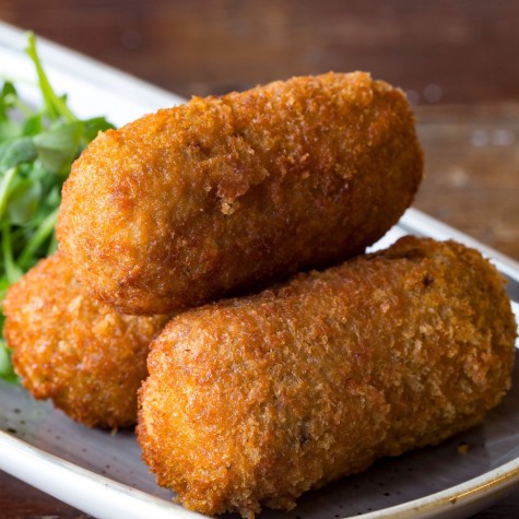 Croquette confit de canard, black garlic