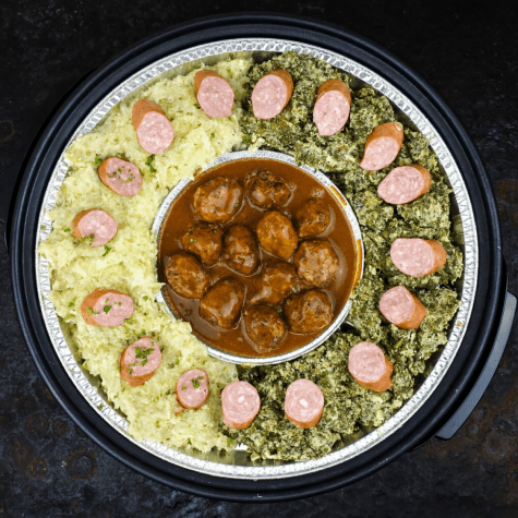 Zuurkool + boerenkool + gehaktballetjes in jus + rookworst