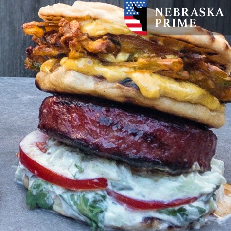 4x Black Angus Burger Classic met pitabroodjes