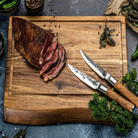 Forged olive steakmessen