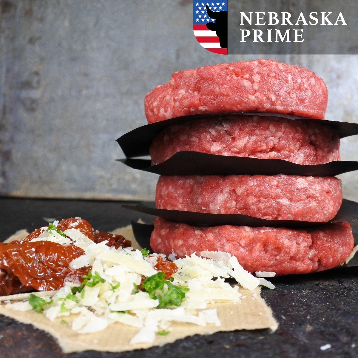 Black Angus burger | Zontomaat parmigiano D.O.P. (Black Angus burger | Zontomaat parmigiano D.O.P. -2x 140g)