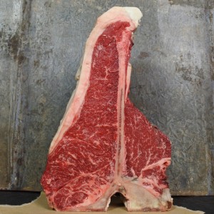 Dry Aged T-bone Black Angus POR
