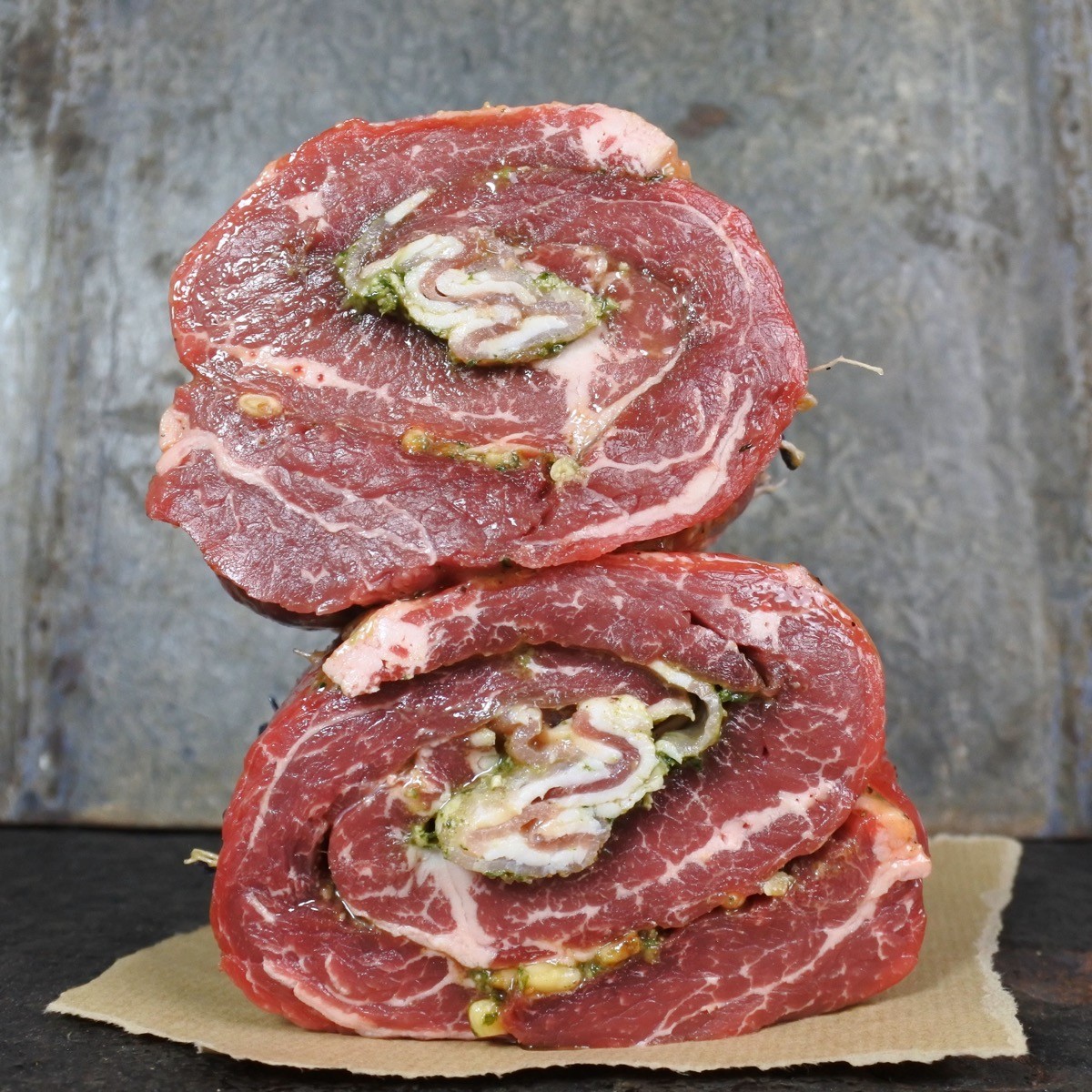 The Butchery Italiaanse bavetterollade met pesto