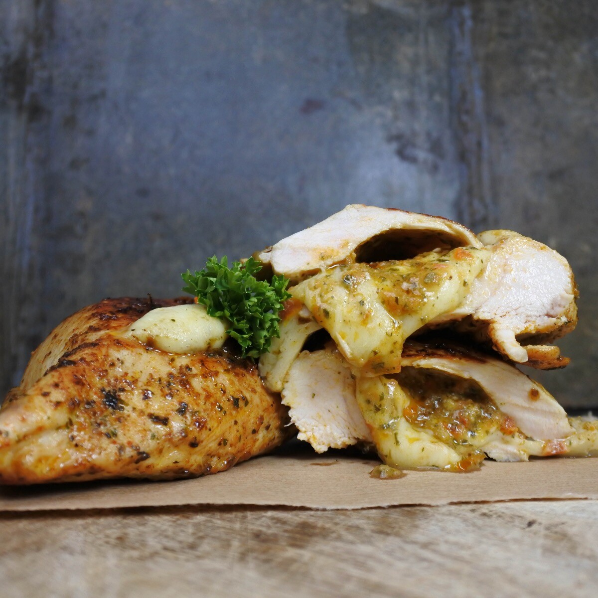 Kip cordon bleu scharrel | Mozzarella zontomaat