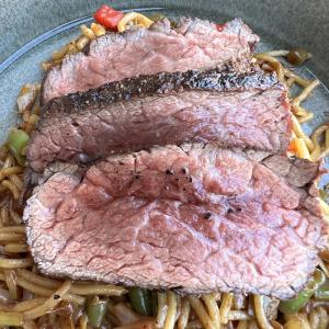 Bavette met Vietnamese noedels