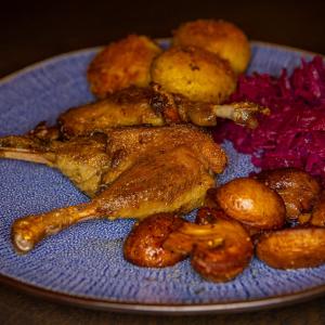 CONFIT DE CANARD – GEKONFIJTE WILDE EENDENBOUTJES