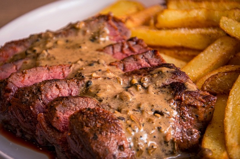 Steak au Poivre