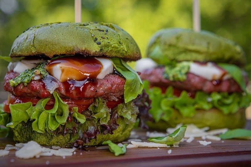 caprese burgers