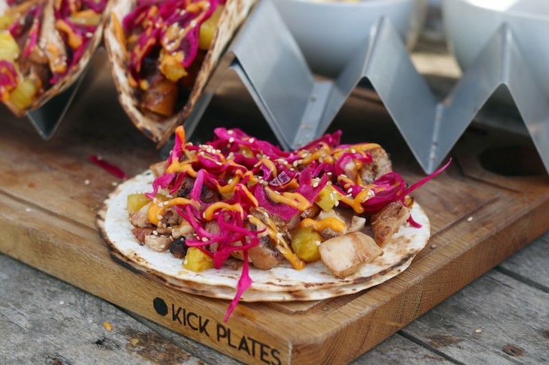 Japanse kipsaté taco's