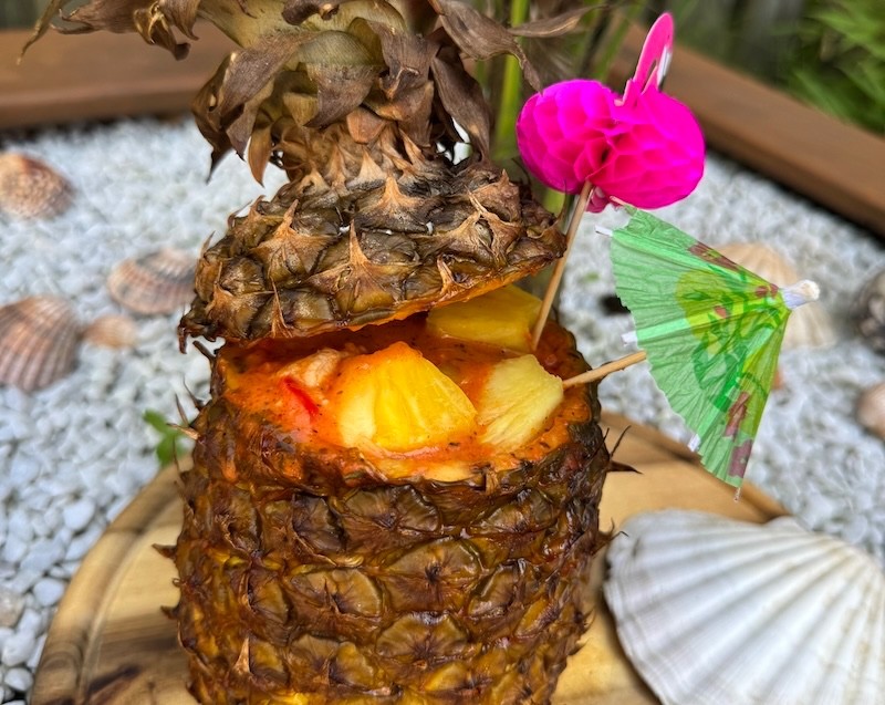 Kip Pina colada stoof
